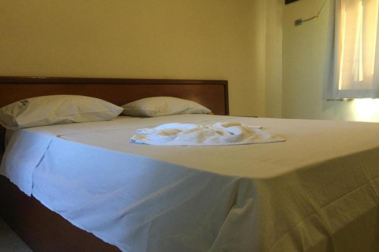 Oyo Hotel Sampaio 伊通比亚拉 外观 照片